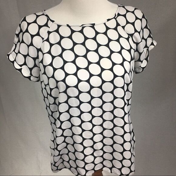Worthington size Medium black white polka dots short sleeved shell top - Picture 1 of 6